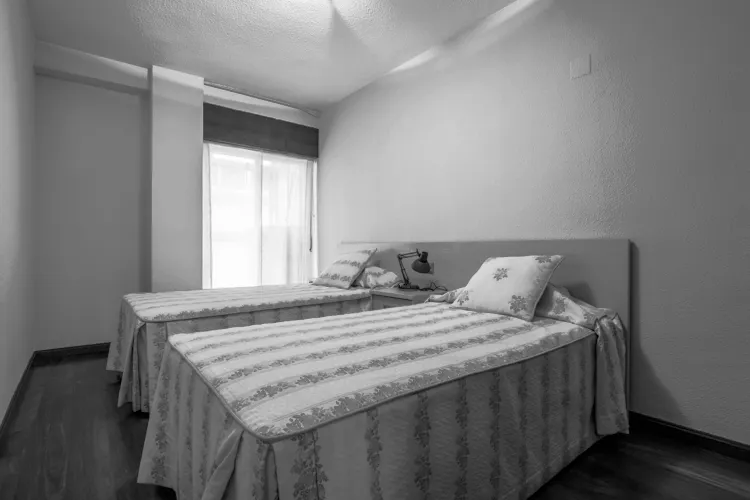 Foto de dormitorio en un piso en alquiler