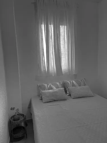 Foto de dormitorio en un piso en alquiler