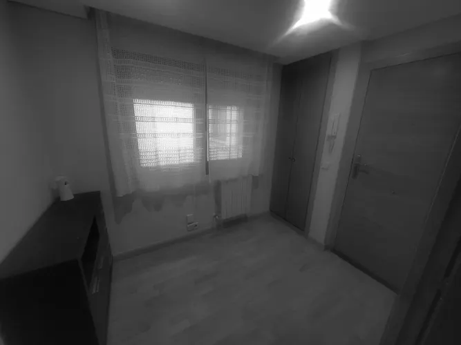 Foto de entrada en un piso en alquiler