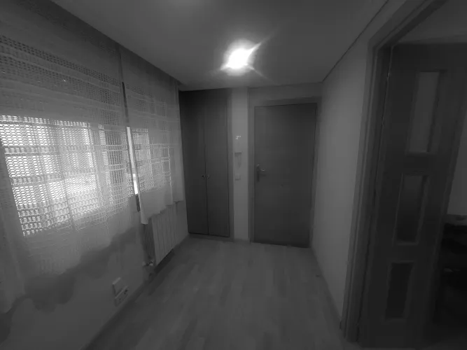 Foto de entrada en un piso en alquiler