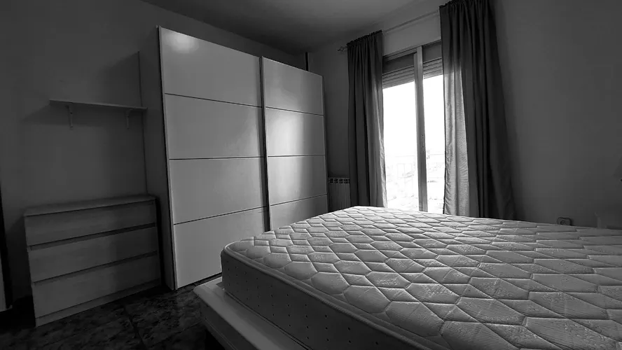 Foto de dormitorio en un piso en alquiler
