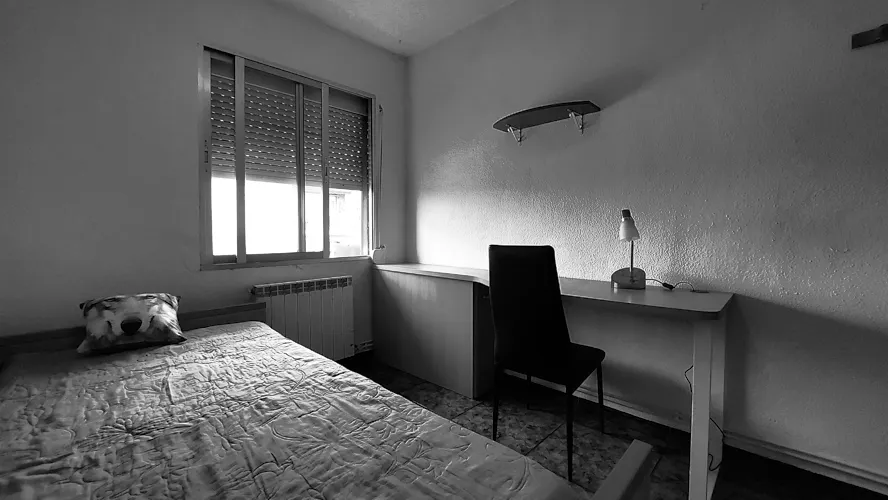 Foto de dormitorio en un piso en alquiler