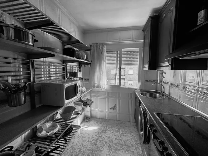 Foto de cocina en un piso en alquiler