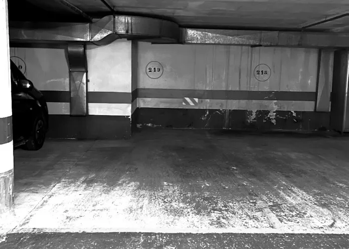 Foto de garaje en un piso en alquiler