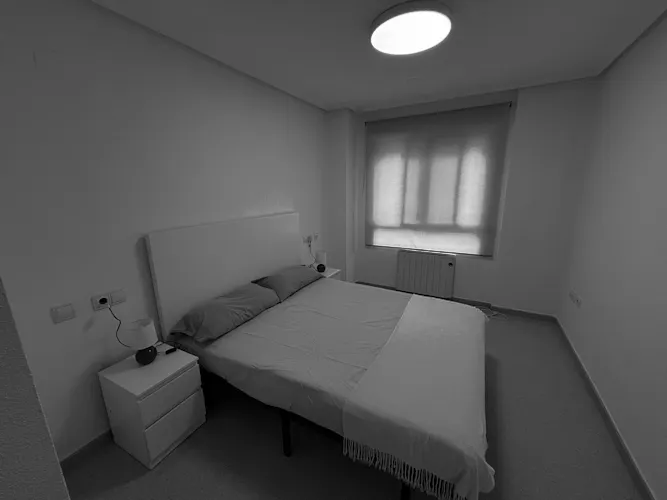 Foto de dormitorio en un piso en alquiler