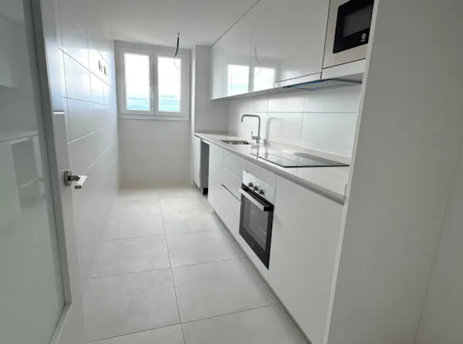 Foto de cocina en un piso en alquiler