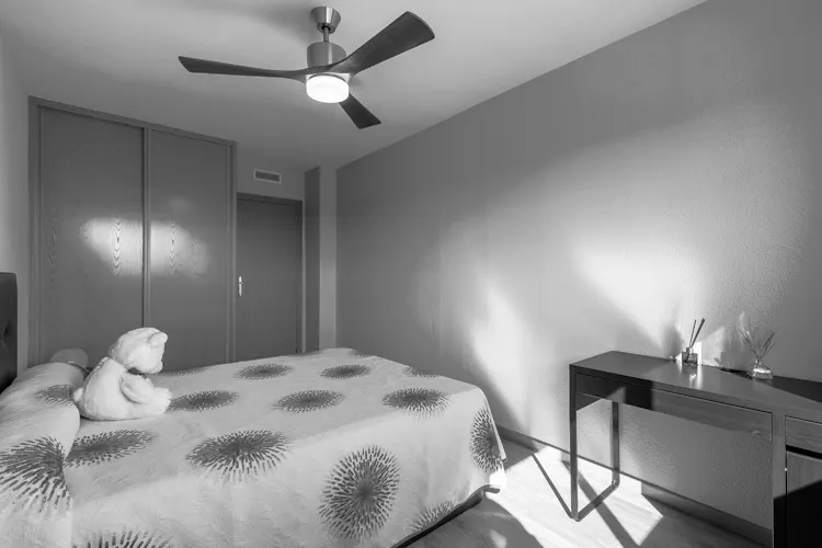 Foto de dormitorio en un piso en alquiler