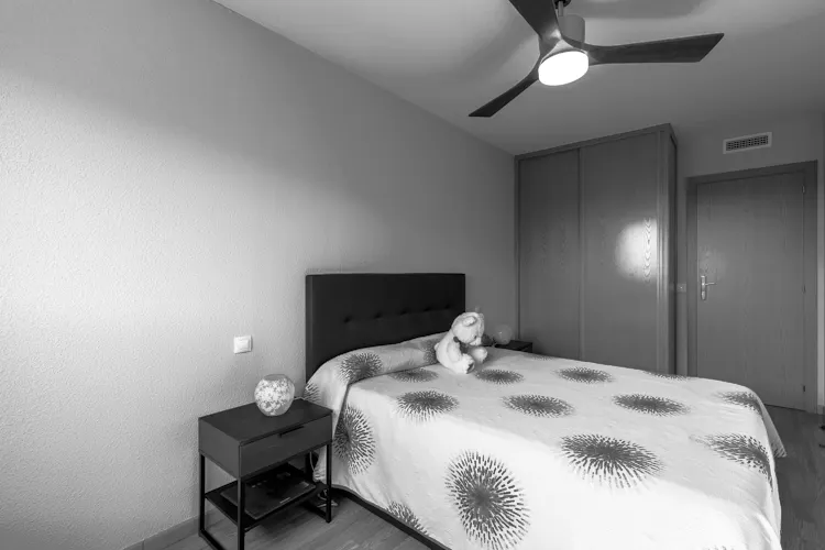 Foto de dormitorio en un piso en alquiler