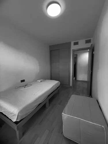 Foto de dormitorio en un piso en alquiler
