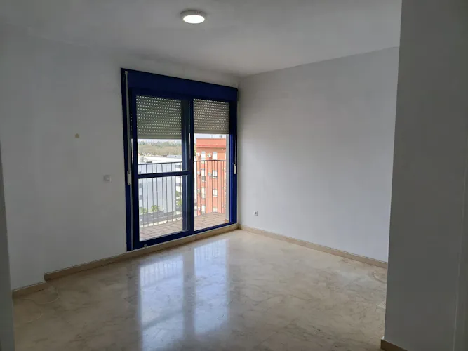 Foto de dormitorio en un piso en alquiler