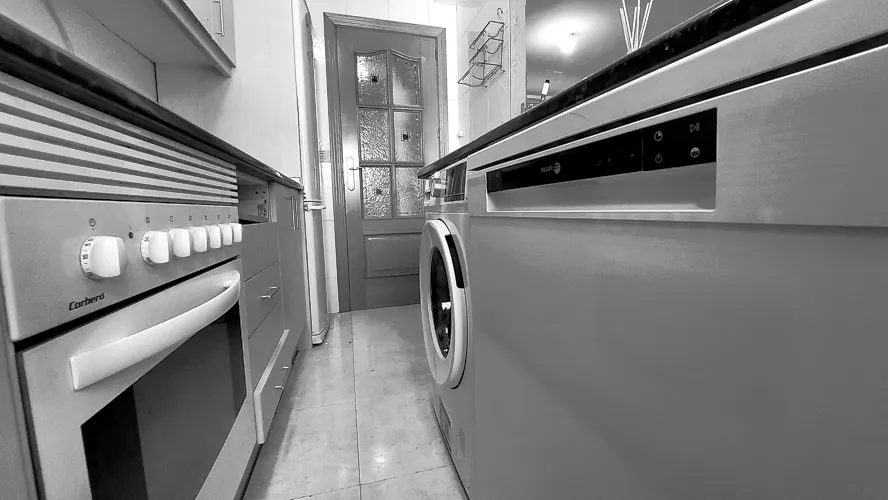 Foto de cocina en un piso en alquiler