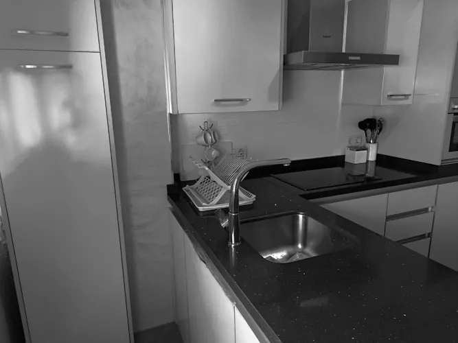 Foto de cocina en un piso en alquiler