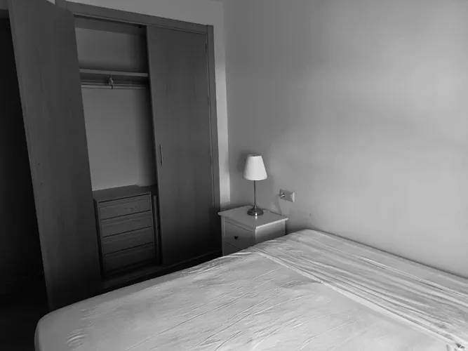 Foto de dormitorio en un piso en alquiler