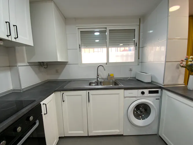 Foto de cocina en un piso en alquiler