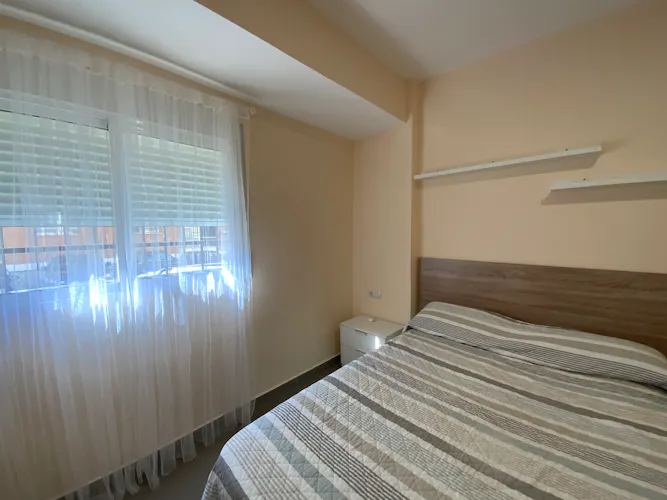 Foto de dormitorio en un piso en alquiler