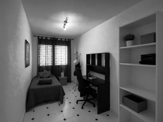 Foto de dormitorio en un piso en alquiler