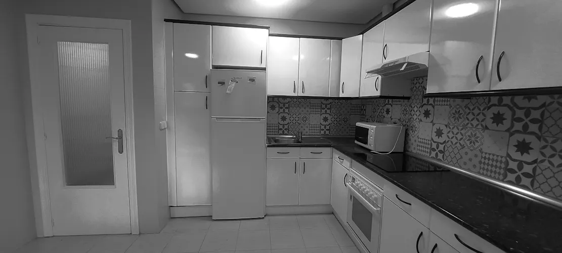 Foto de cocina en un piso en alquiler