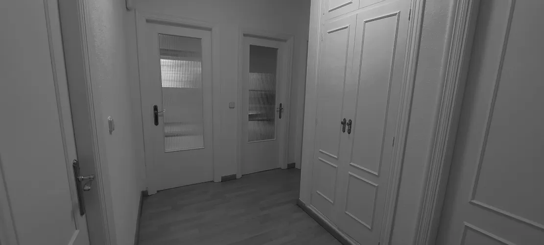 Foto de pasillo en un piso en alquiler