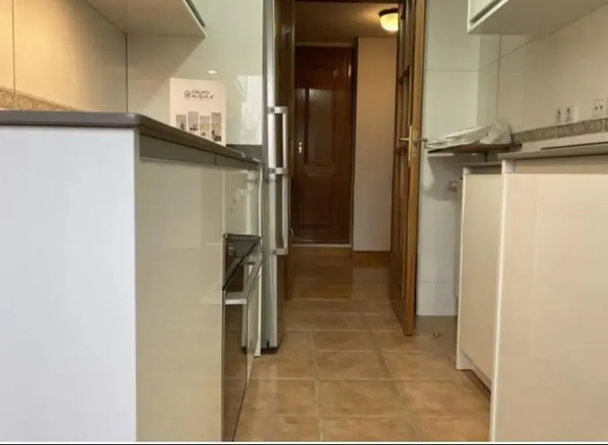 Foto de cocina en un piso en alquiler