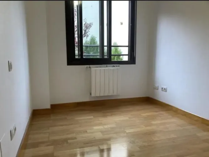 Foto de dormitorio en un piso en alquiler