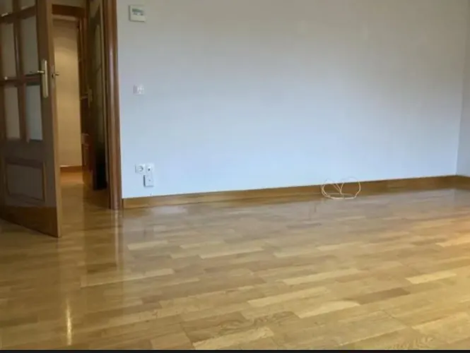 Foto de habitación en un piso en alquiler