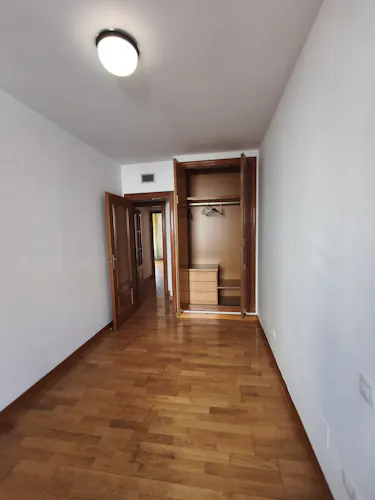 Foto de dormitorio en un piso en alquiler