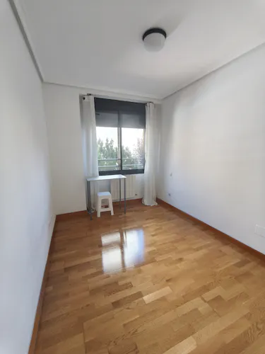 Foto de dormitorio en un piso en alquiler