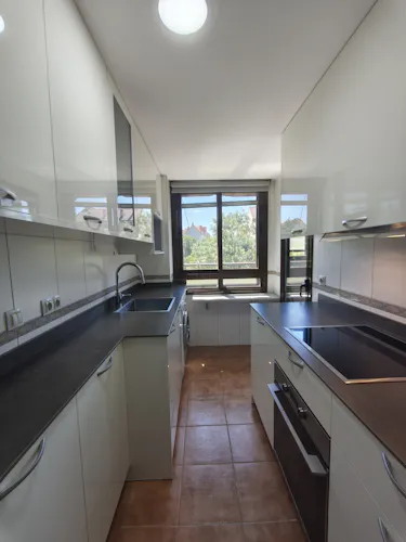 Foto de cocina en un piso en alquiler