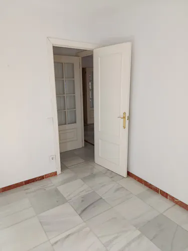 Foto de habitación en un piso en alquiler