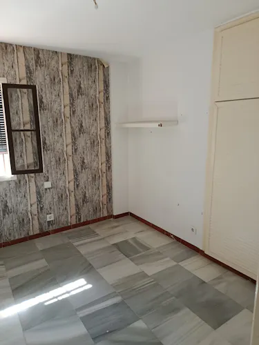Foto de dormitorio en un piso en alquiler