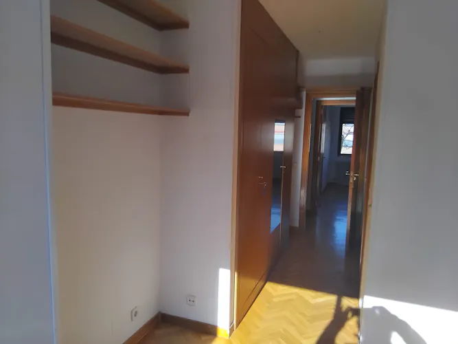 Foto de pasillo en un piso en alquiler