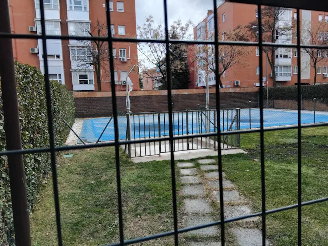 Foto de piscina en un piso en alquiler