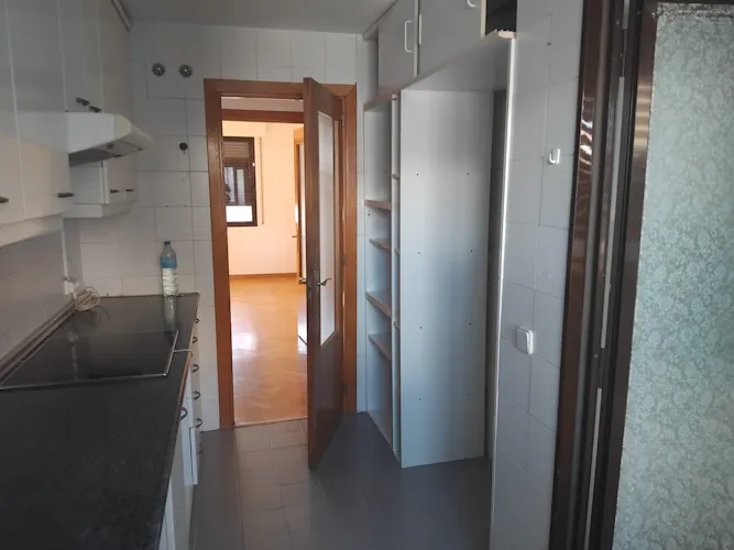 Foto de cocina en un piso en alquiler