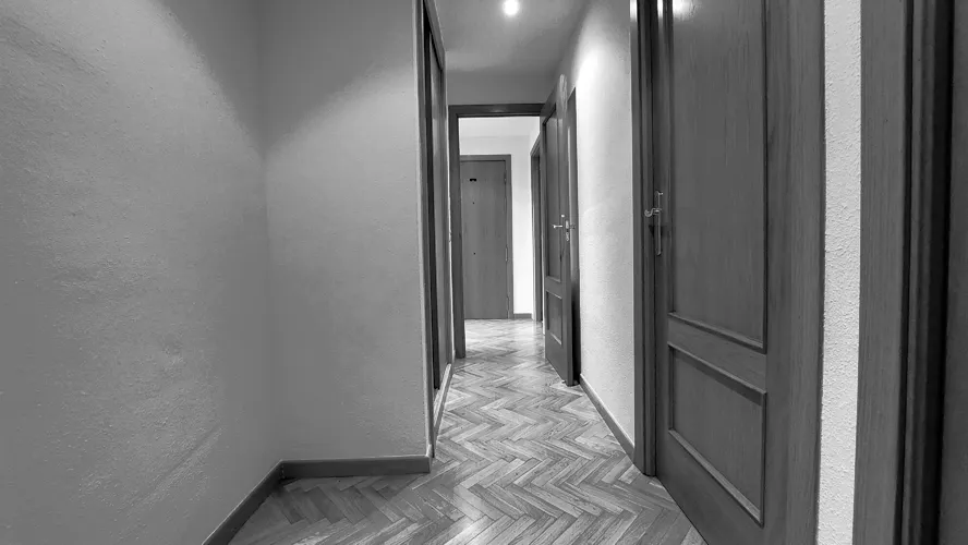 Foto de pasillo en un piso en alquiler