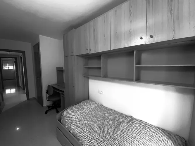 Foto de dormitorio en un piso en alquiler