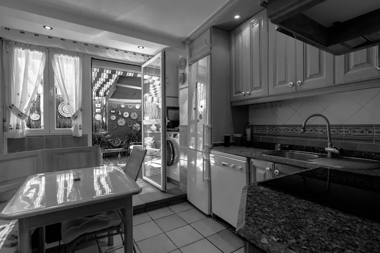 Foto de cocina en un piso en alquiler