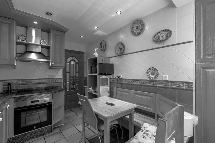 Foto de cocina en un piso en alquiler