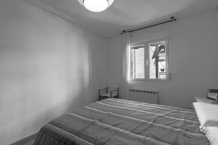 Foto de dormitorio en un piso en alquiler