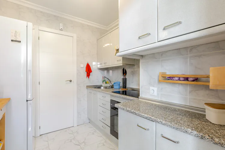 Foto de cocina en un piso en alquiler