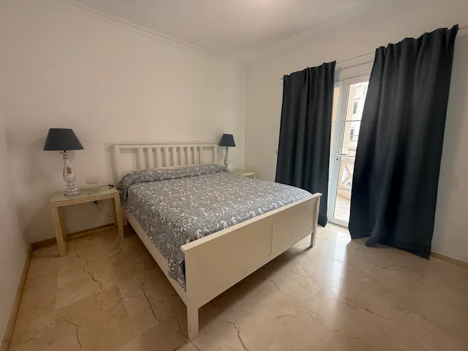 Foto de dormitorio en un piso en alquiler