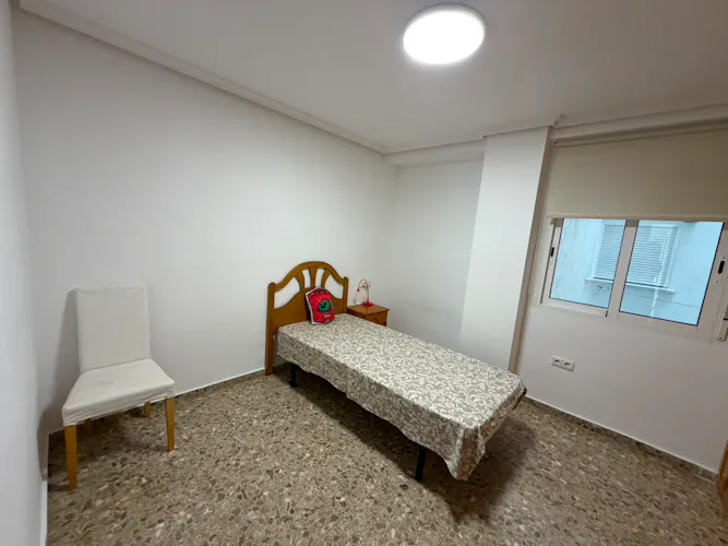 Foto de dormitorio en un piso en alquiler