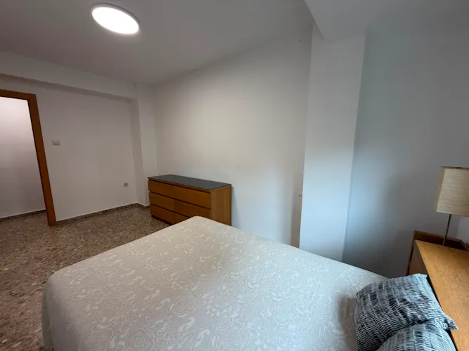 Foto de dormitorio en un piso en alquiler