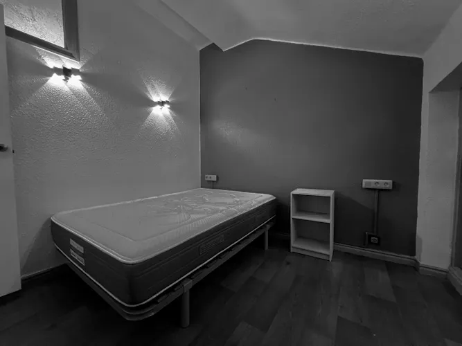 Foto de dormitorio en un piso en alquiler