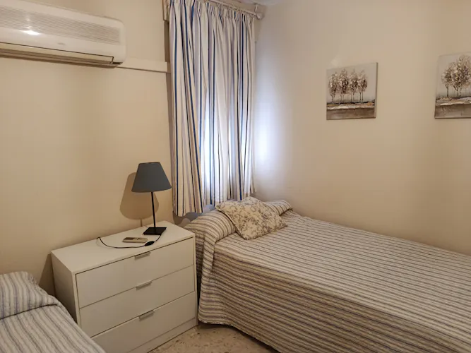 Foto de dormitorio en un piso en alquiler