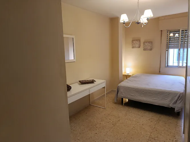 Foto de dormitorio en un piso en alquiler