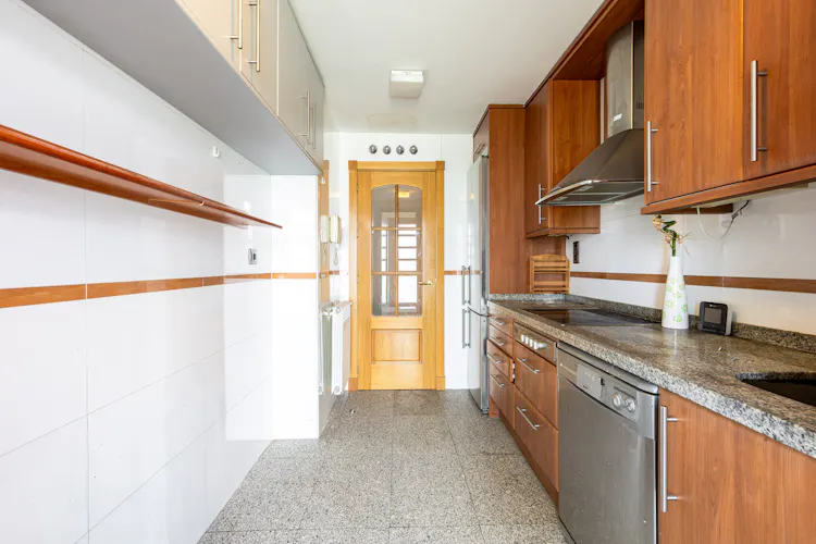 Foto de cocina en un piso en alquiler