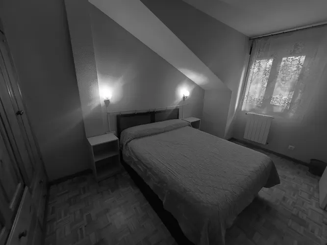 Foto de dormitorio en un piso en alquiler