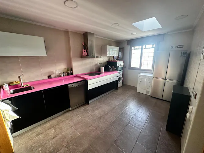 Foto de cocina en un piso en alquiler
