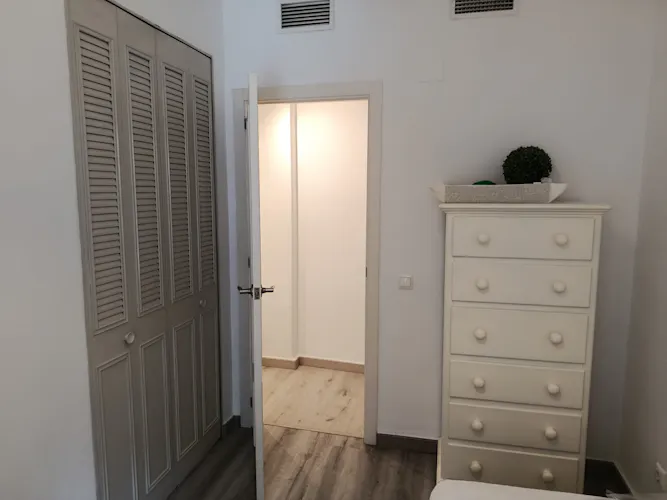 Foto de dormitorio en un piso en alquiler