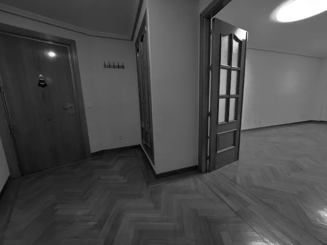 Foto de entrada en un piso en alquiler